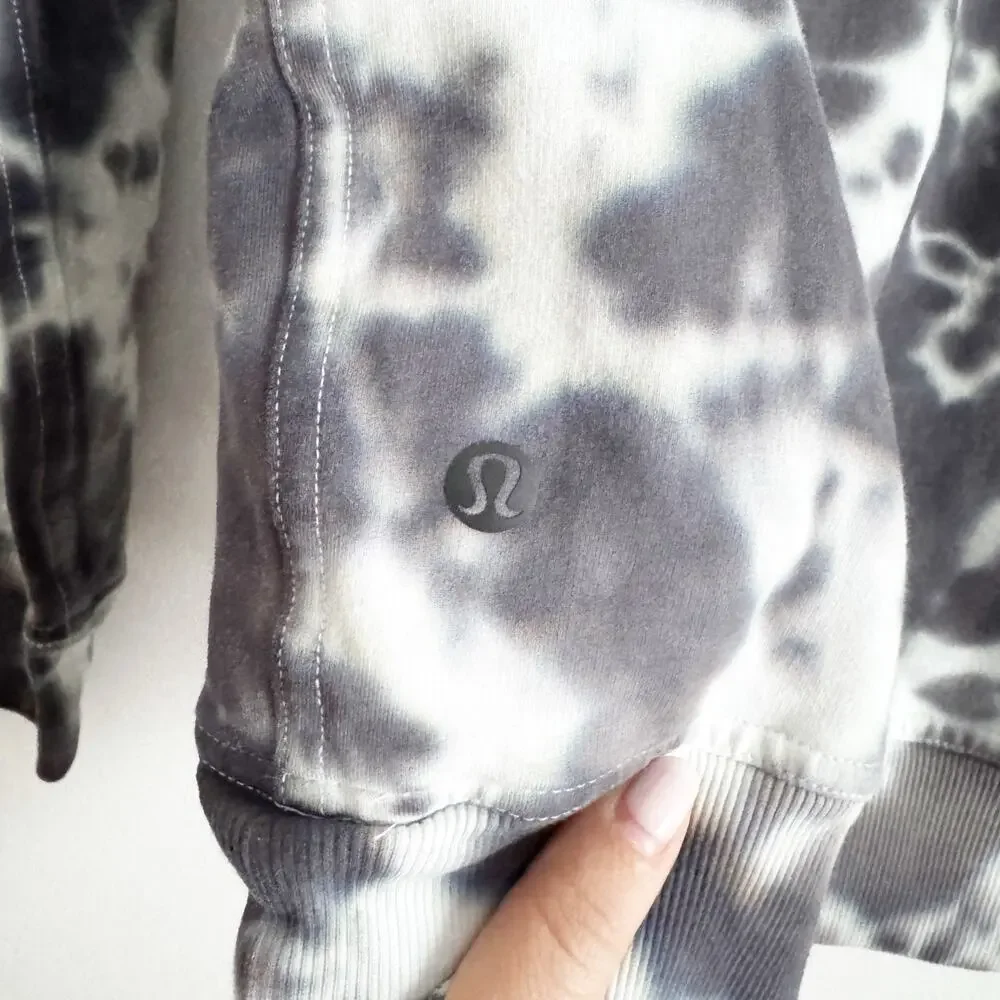 lululemon athletica tie dye